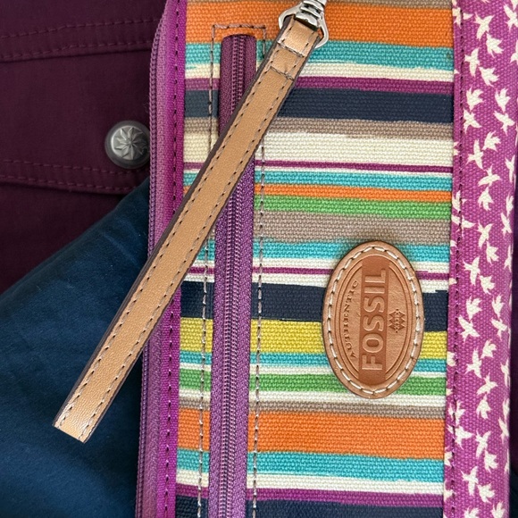 Fossil Multicolor Wallet - Picture 9 of 12